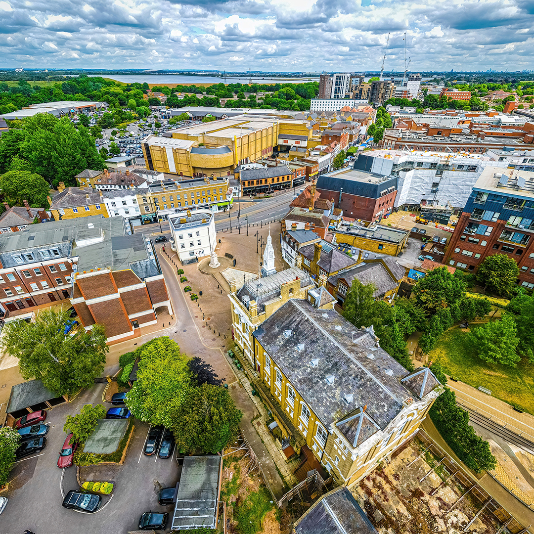 Staines-upon-Thames