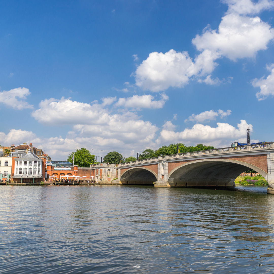 Staines-upon-Thames